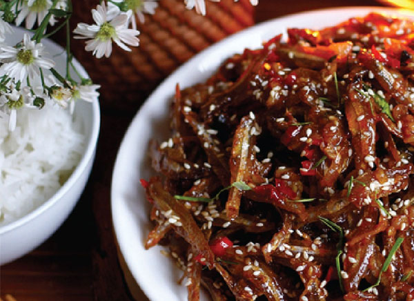 Tại sao cá cơm sấy nước mắm lại ngon?
